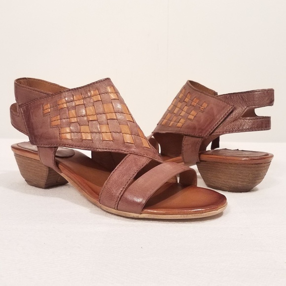 Miz Mooz Shoes - MIZ MOOZ CHRISTIE SANDALS/ NEW IN BOX